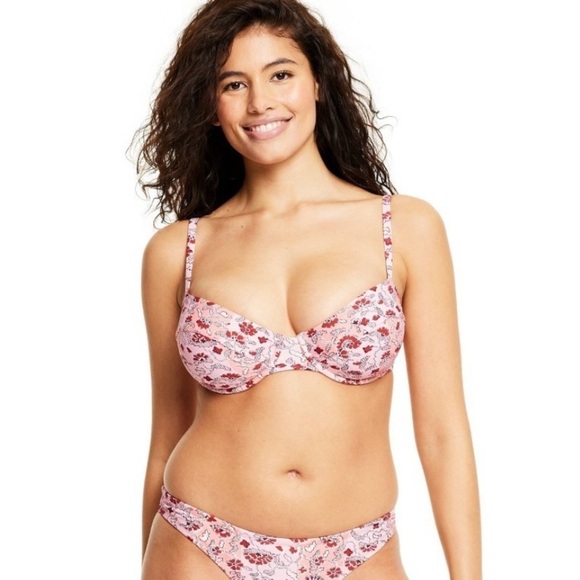 Women's Whimsical Floral Print Underwire
Bikini Top - RHODE × Target D/DD - Picture 1 of 6